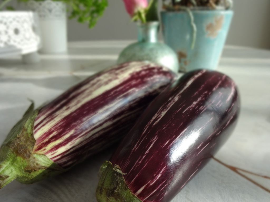Purple Eggplant - Lila Aubergine