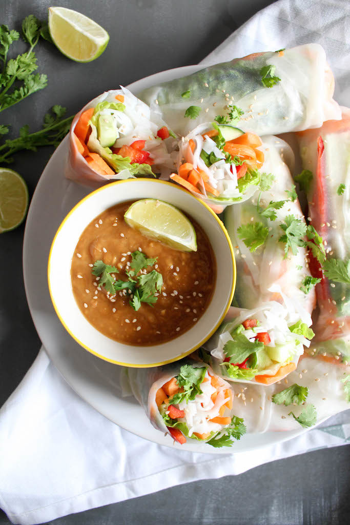 Thai Sommer Rolls with Peanut Dipping Sauce