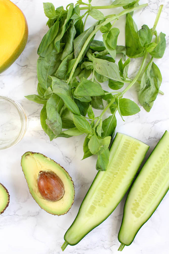 Green Mango Basil Smoothie - vegetarian, vegan, refined sugar free, healthy - heavenlynnhealthy.com