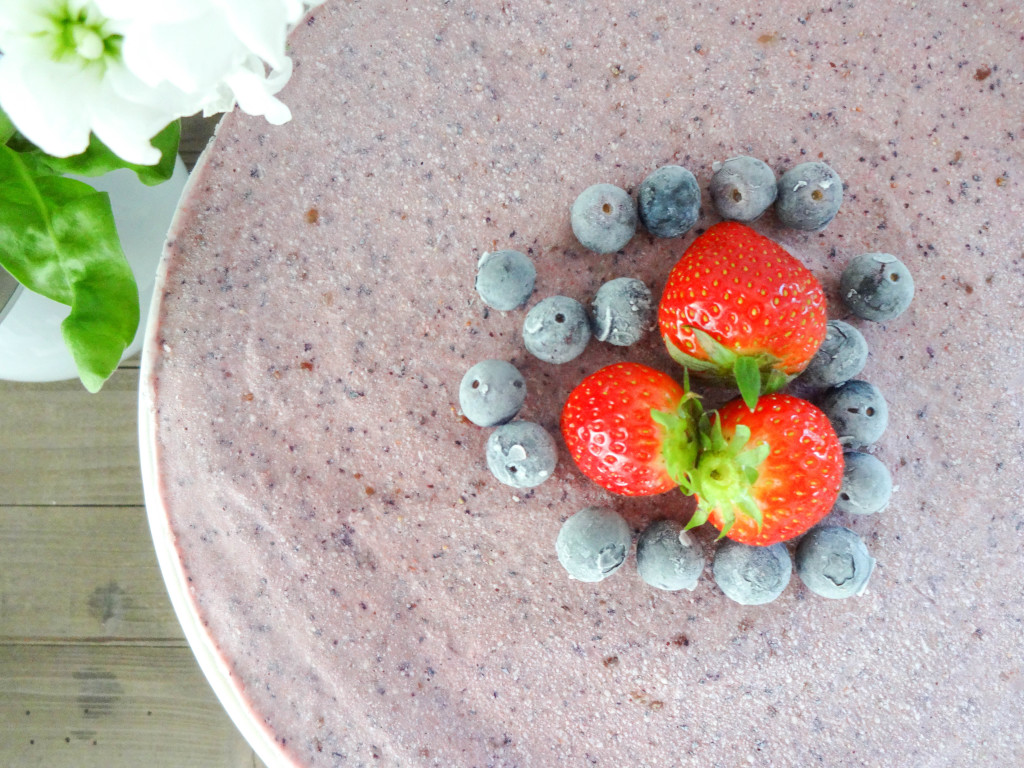Raw Berry Cheesecake