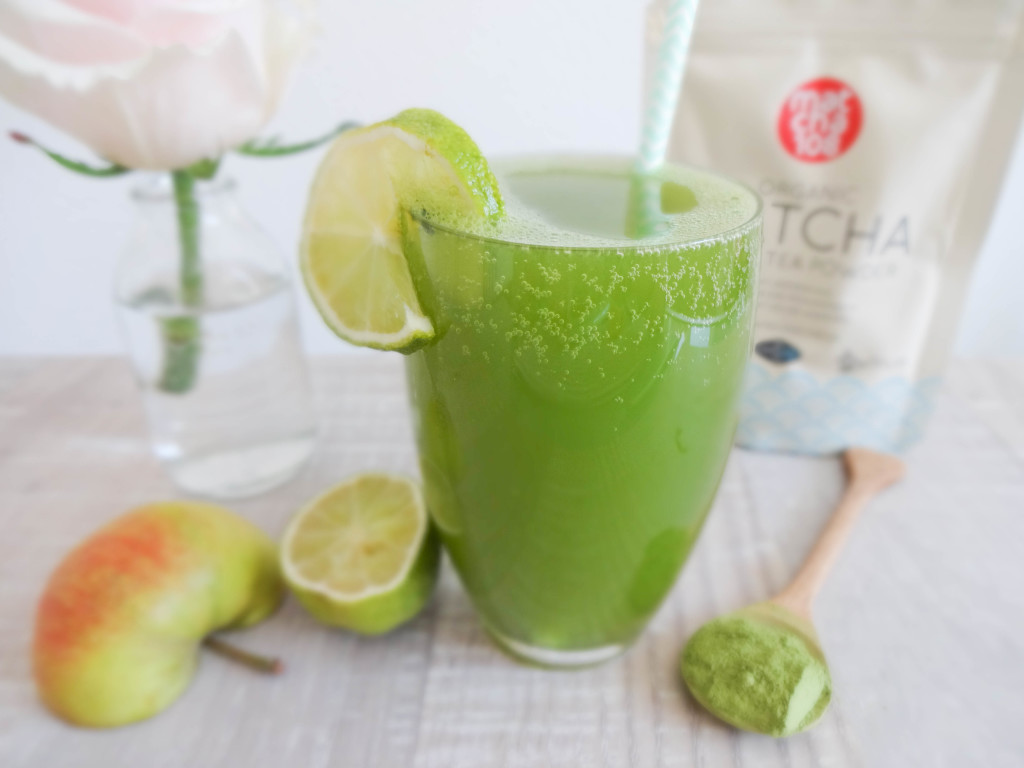 Refreshing Matcha-Apple Spritzer