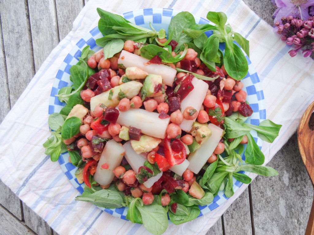 Oriental Asparagus Chickpea Salad