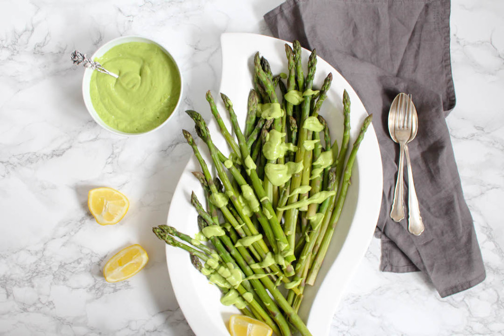 Asparagus with Avocado Hollandaise - vegan, vegetarian, plant based, gluten free - heavenlynnhealthy.com