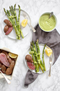 Asparagus with Avocado Hollandaise - vegan, vegetarian, plant based, gluten free - heavenlynnhealthy.com