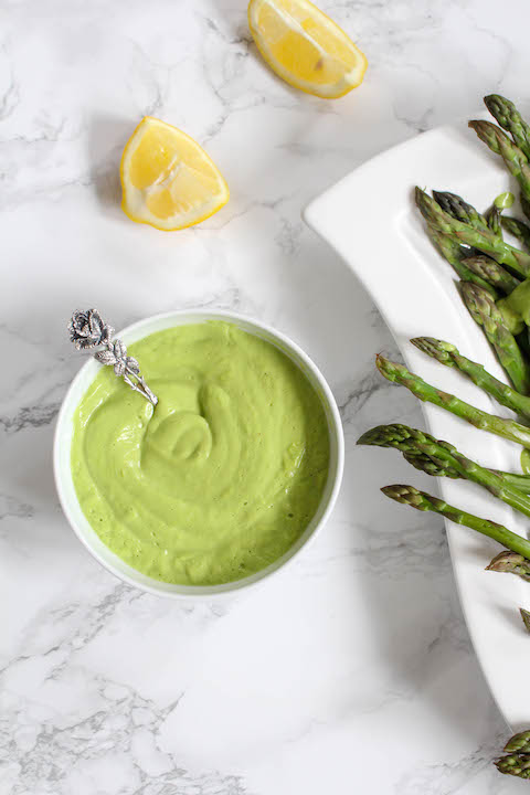 Asparagus with Avocado Hollandaise - vegan, vegetarian, plant based, gluten free - heavenlynnhealthy.com