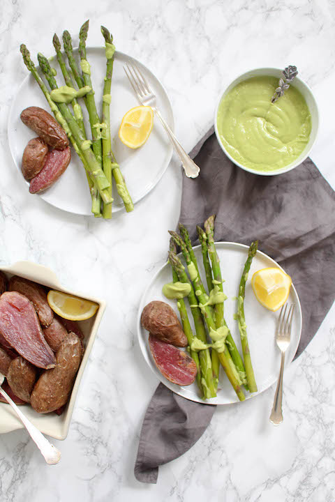 Asparagus with Avocado Hollandaise - vegan, vegetarian, plant based, gluten free - heavenlynnhealthy.com