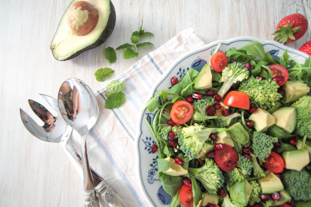 Avocado Broccoli Salad with Fresh Strawberry Mint Dressing