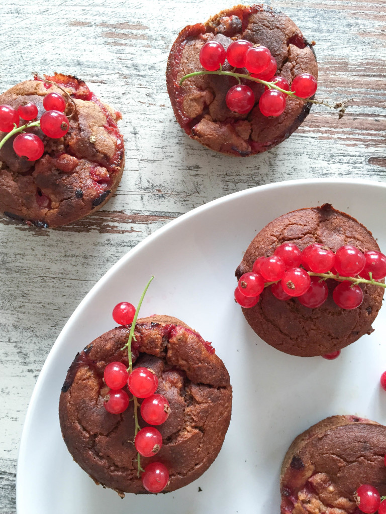 Red Currant and Banana Muffins
