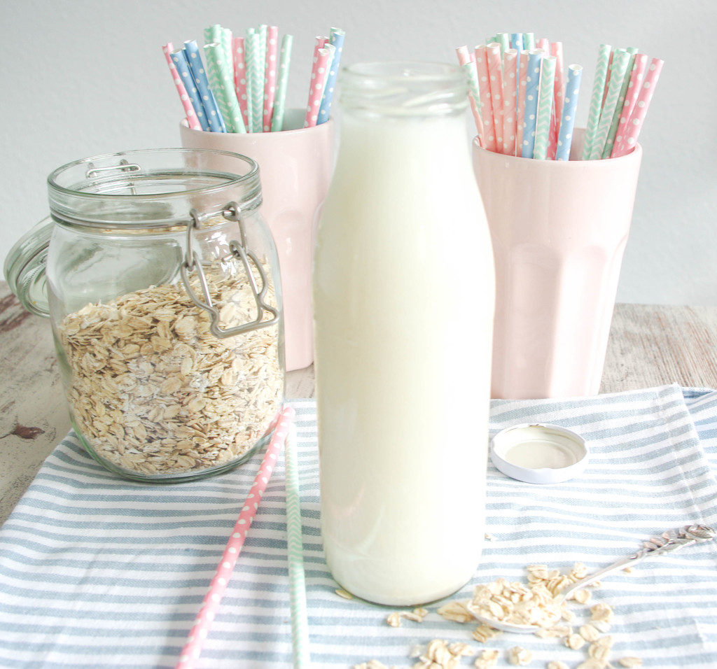 Homemade Oat Milk 