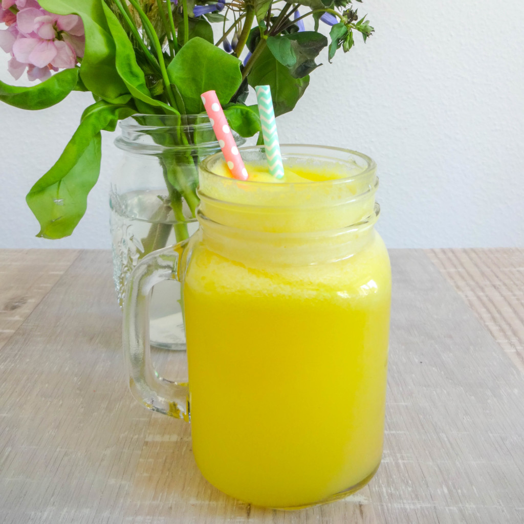 Pineapple-Coconut-Smoothie