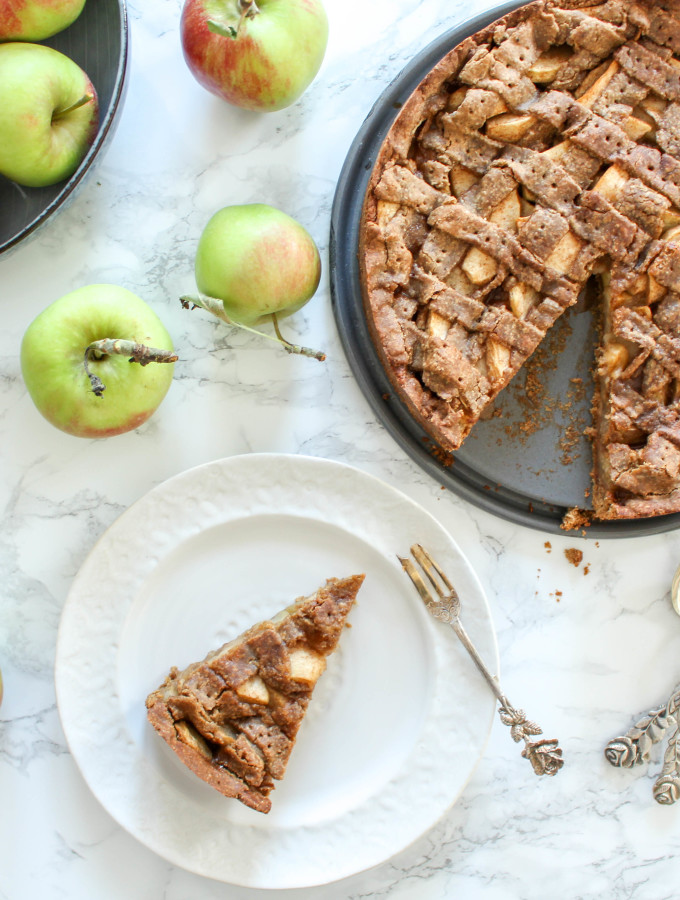 The best apple pie - vegan, gluten-free, dairy-free