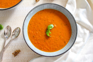 Roasted Red Pepper and Cannellini Soup - vegan, plant based, gluten free, refined sugar free- heavenlynnhealthy.com