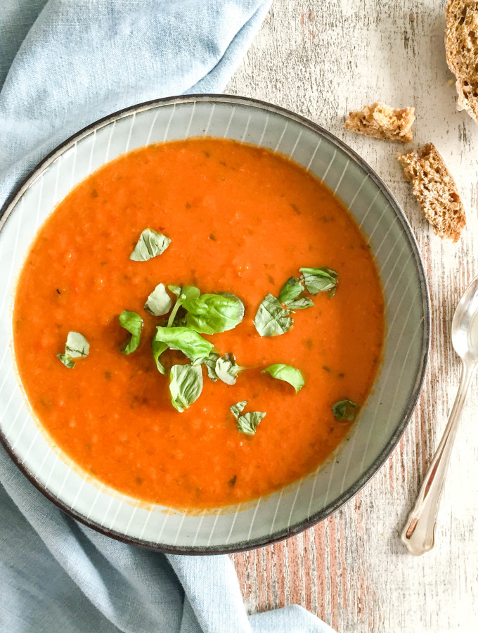 Roasted Red Pepper and Cannellini Soup - vegan, plant based, gluten free, refined sugar free- heavenlynnhealthy.com