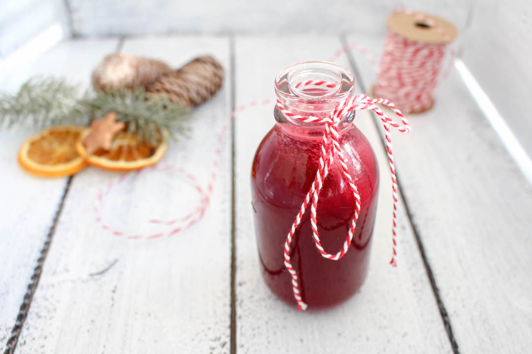 Beetroot and Apple Glögg (Hot Wine or Punch)