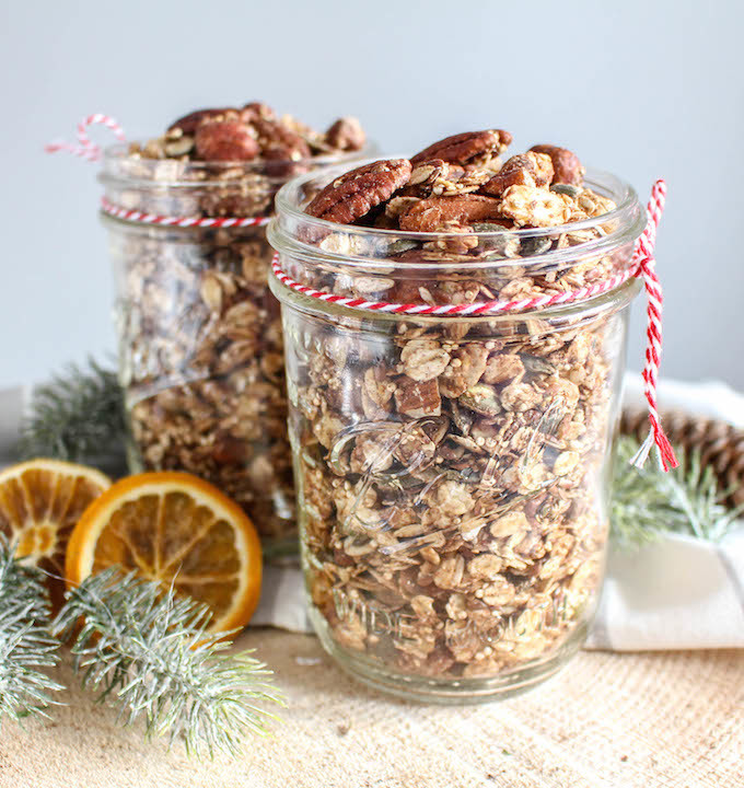 Gingerbread Granola - plantbased, gluten free, refined sugar free, healthy - heavenlynnhealthy.com