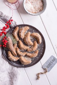Healthy Vanilla Crescent Cookies - vegan, plant based, gluten free, refined sugar free - heavenlynnhealthy.com