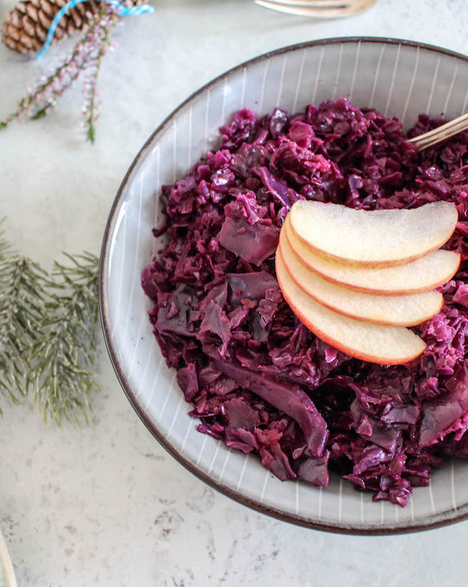 Spiced Apple Cabbage - plant based, vegan, gluten free, refined sugar free - heavenlynnhealthy.com