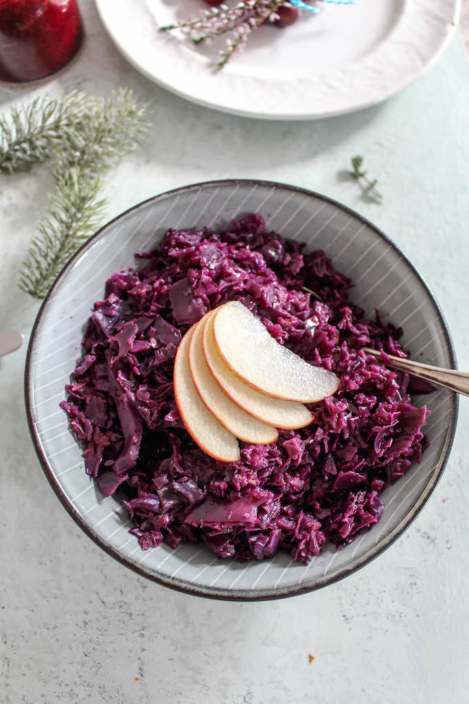 Spiced Apple Cabbage - plant based, vegan, gluten free, refined sugar free - heavenlynnhealthy.com