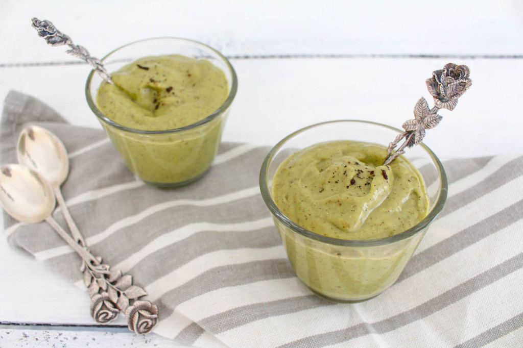 Avocado Vanilla Pudding - vegan, plant based, gluten free, refined sugar free, healthy - heavenlynnhealthy.com