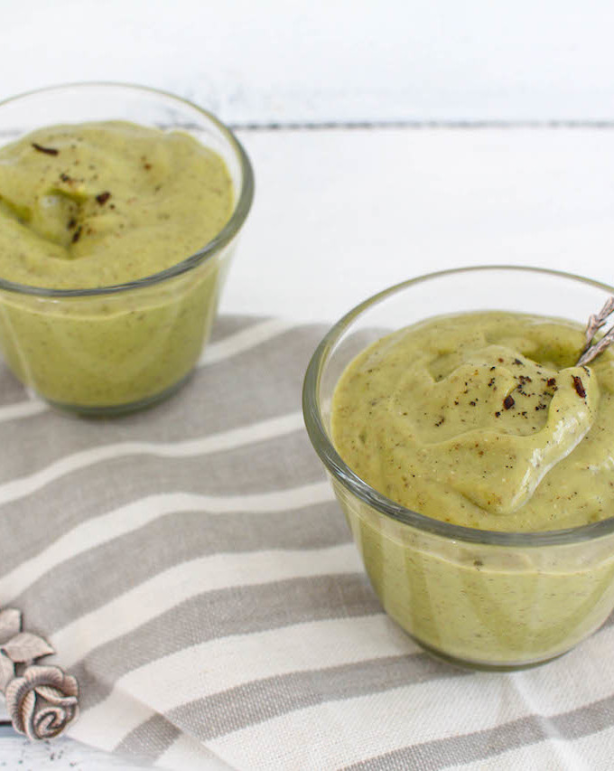 Avocado Vanilla Pudding - vegan, plant based, gluten free, refined sugar free, healthy - heavenlynnhealthy.com