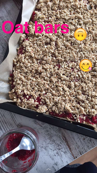 Chia Jam Oat Bars with Streusel Crumb Topping - plant based, gluten free, refined sugar free - heavenlynnhealthy.com