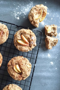 Healthy Apple-Cinnamon Muffins (with Avocado!) - plant based, vegan, vegetarian, refined sugar free, gluten free - heavenlynnhealthy.com