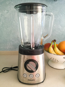 A quick guide to blenders and How to choose the best blender - heavenlynnhealthy.com