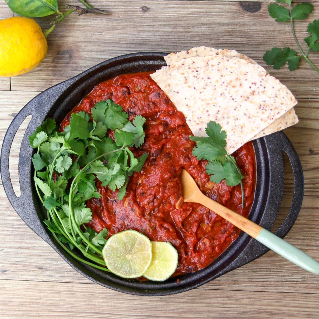 Quick Black Bean Chili by Niki - vegan, plant based, gluten free, refined sugar free, healthy - heavenlynnhealthy.com