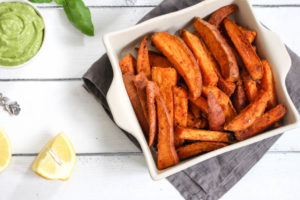 Harissa Spiced Sweet Potato Wedges with spicy Avocado Dip - plant based, gluten free, refined sugar free - heavenlynnhealthy.com