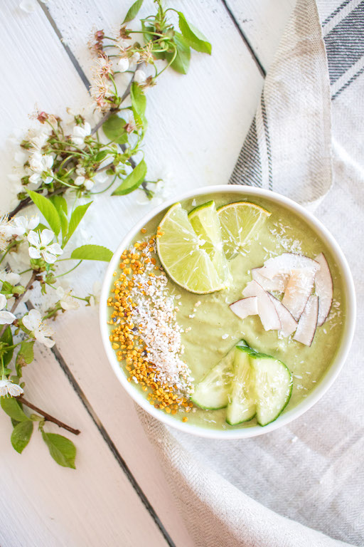 Refreshing Cucumber and Lime Smoothie (Key Lime Smoothie) - plant based, vegan, gluten free, refined sugar free - heavenlynnhealthy.com