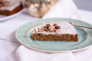 The best healthy carrot cake - plant-based, vegan, gluten free, refined sugar free - heavenlynnhealthy.com
