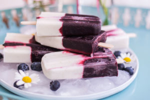 Blueberry Coconut Yoghurt Popsicles - plant based, vegetarian, refined sugar free, vegan - heavenlynnhealthy.com