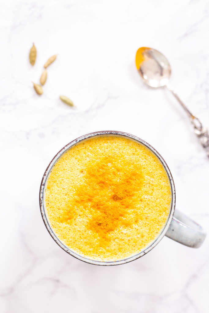 Easy Turmeric Latte (Golden Milk Latte) - Choosing Chia