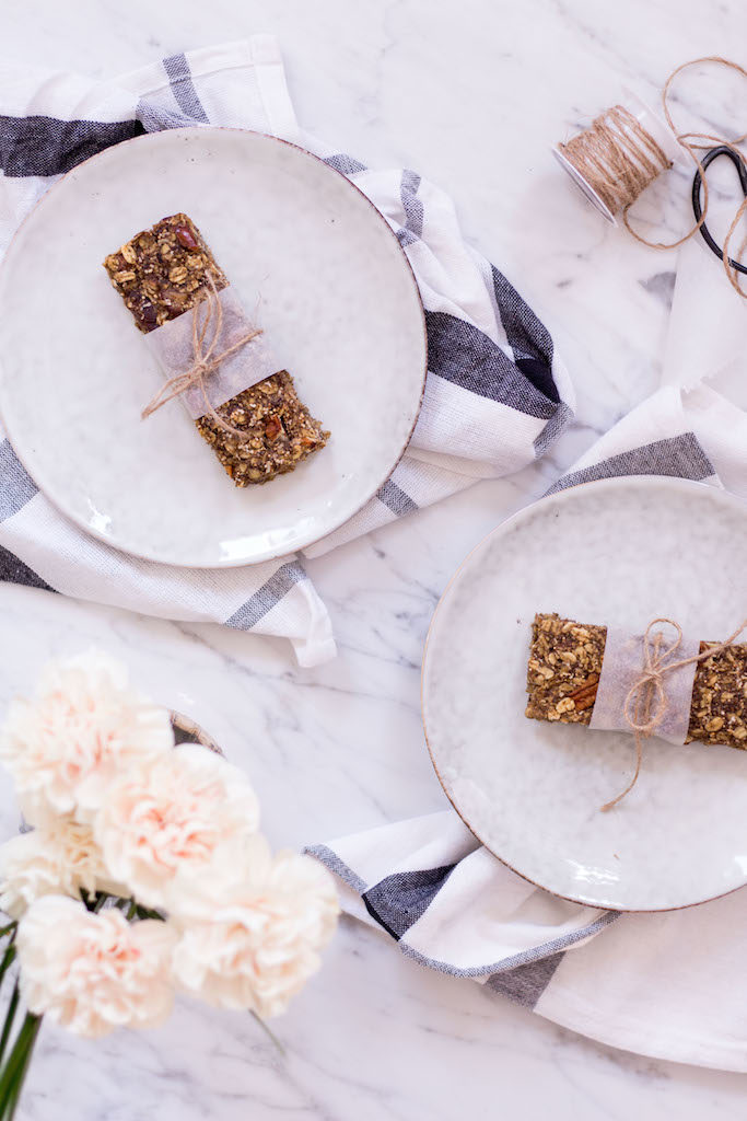 Homemade Amaranth Pecan Granola Bars - vegan, plant based, gluten free option, refined sugar free, healthy - heavenlynnhealthy.com