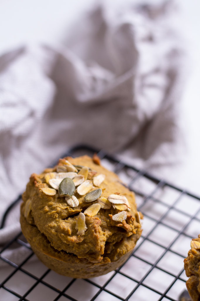 Healthy Pumpkin Muffins - vegan, plant based, refined sugar free, gluten free - heavenlynnhealthy.com