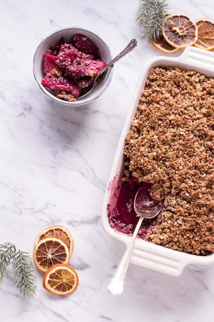 Healthy Gingerbread Crumble - plant based, vegan, gluten free, refined sugar free, dairy free - heavenlynnhealthy.com