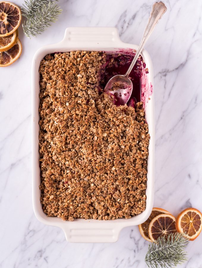 Healthy Gingerbread Crumble - plant based, vegan, gluten free, refined sugar free, dairy free - heavenlynnhealthy.com