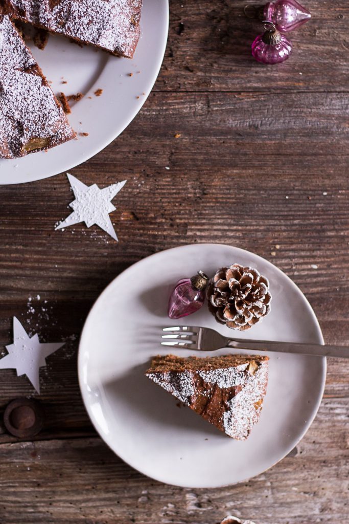 Spiced Holiday Buckwheat Cake - vegan, plant based, gluten free, refined sugar free - heavenlynnhealthy.com