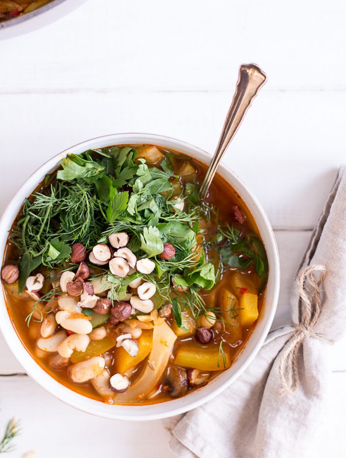Cannellini Bean Stew with Hazelnuts and Dill - plant-based, vegan, gluten free, refined sugar free - heavenlynnhealthy.com