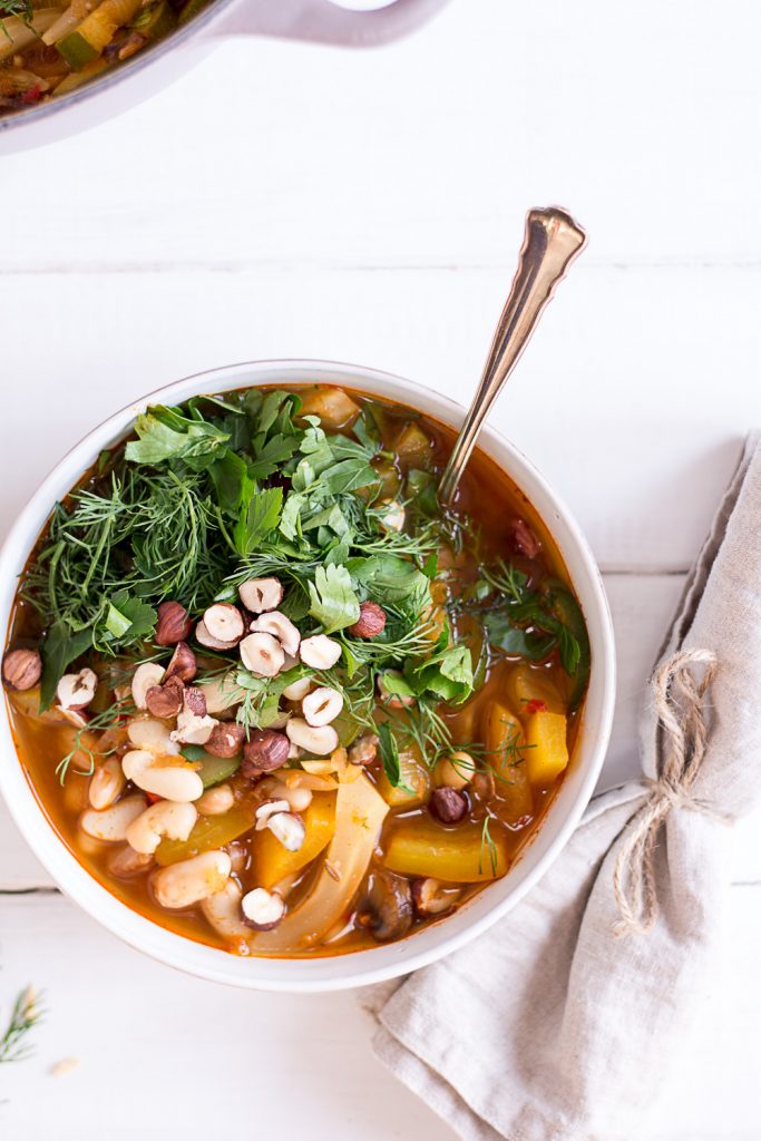 Cannellini Bean Stew with Hazelnuts and Dill - plant-based, vegan, gluten free, refined sugar free - heavenlynnhealthy.com 