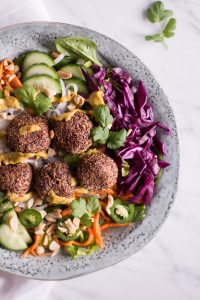 Vietnamese Banh Mi Bowl with plant based quinoa meatballs - - plant-based, vegan, gluten free, refined sugar free - heavenlynnhealthy.com