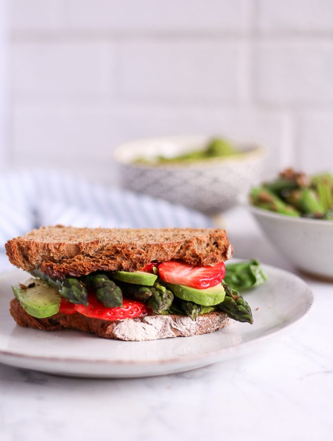 Asparagus Sandwich with Pea Basil Creme - plant-based, vegan, gluten free option, refined sugar free - heavenlynnhealthy.com