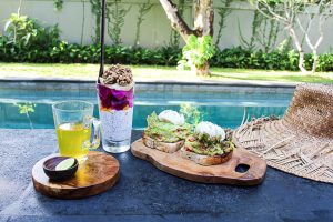 Healthy Bali Guide (Part 2) - Canggu: eco bungalow, healthy restaurants & warungs - heavenlynnhealthy.com