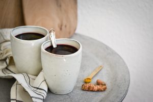 Elderberry-Turmeric-Drink and tips to stay healthy and fit during cold season - plant-based, vegan, gluten free, refined sugar free - heavenlynnhealthy.com