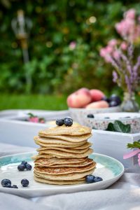 Lemony Almond Pancakes - plant-based, vegan, gluten free, refined sugar free - heavenlynnhealthy.com