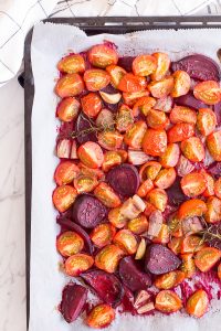 Roasted tomato soup with beetroot and rosemary - plant-based, vegan, gluten free, refined sugar free - heavenlynnhealthy.com