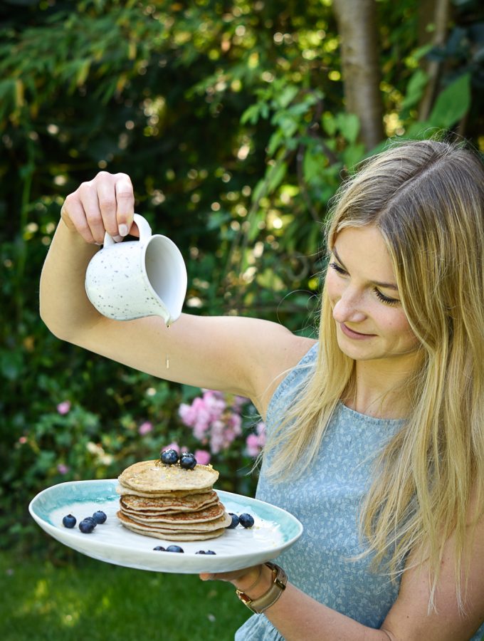 Lemony Almond Pancakes - plant-based, vegan, gluten free, refined sugar free - heavenlynnhealthy.com