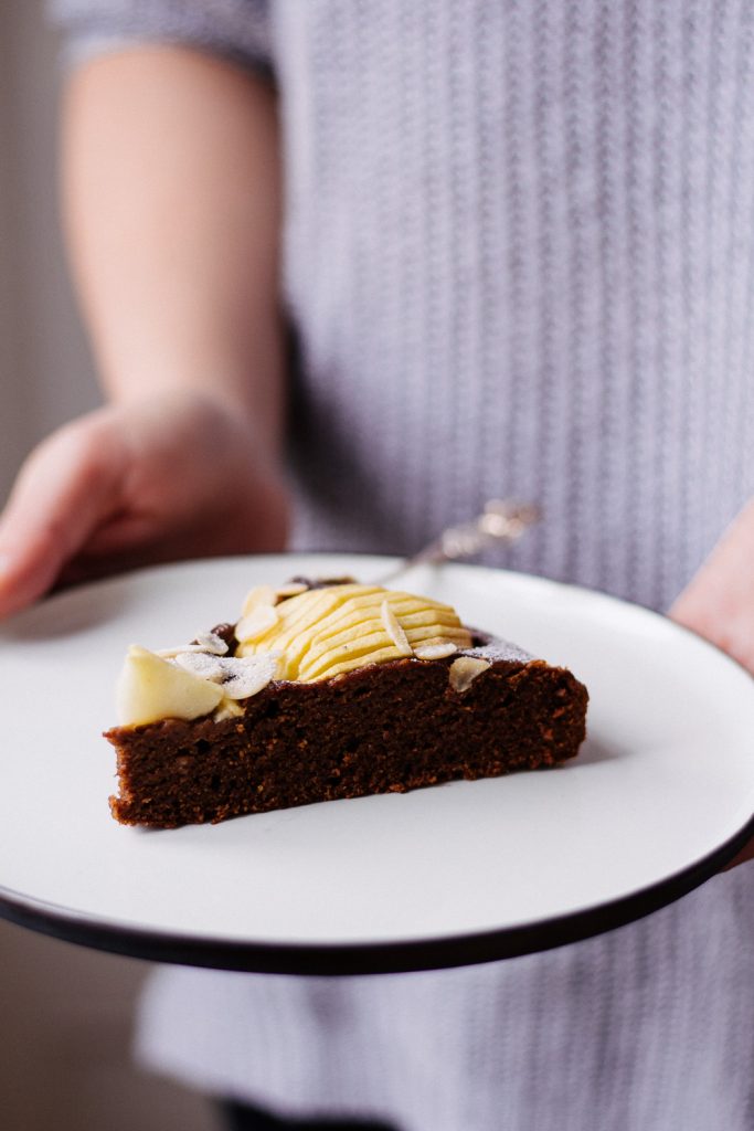 Winter Spiced Apple Chocolate Cake - plant-based, vegan, gluten free, refined sugar free - heavenlynnhealthy.com