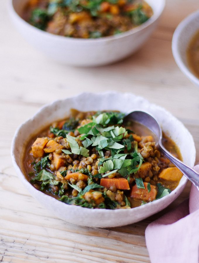 Persian-Inspired Lentil and Kale Soup - plant-based, vegan, gluten free, refined sugar free - heavenlynnhealthy.com