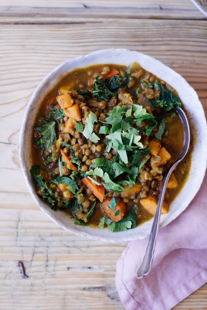 Persian-Inspired Lentil and Kale Soup - plant-based, vegan, gluten free, refined sugar free - heavenlynnhealthy.com